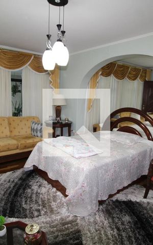Casa à venda com 300m², 3 quartos e 4 vagasSala 2 Ambiente