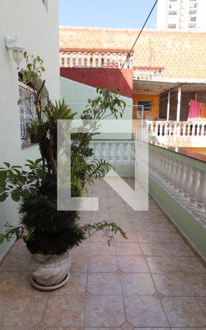 Casa à venda com 300m², 3 quartos e 4 vagasVaranda 2