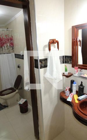 Casa à venda com 300m², 3 quartos e 4 vagasLavabo