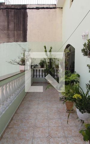 Casa à venda com 300m², 3 quartos e 4 vagasVaranda 2