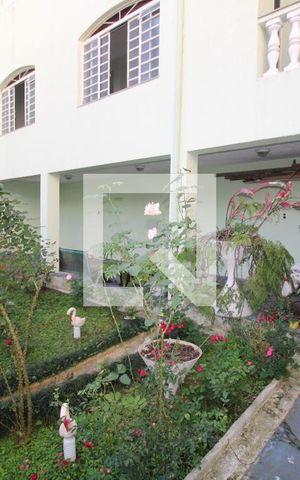 Casa à venda com 300m², 3 quartos e 4 vagasQuintal