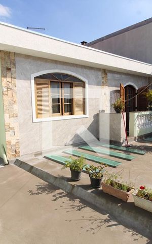 Casa à venda com 300m², 3 quartos e 4 vagasVaranda 