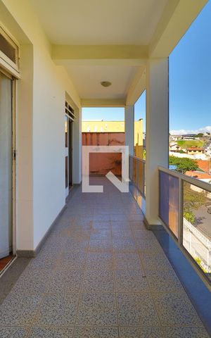 Casa à venda com 400m², 4 quartos e 6 vagasVaranda dos Quartos 1 e 2