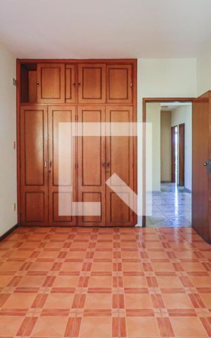 Casa à venda com 400m², 4 quartos e 6 vagasQuarto 3