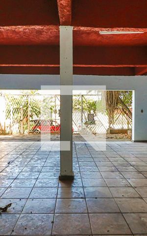 Casa à venda com 400m², 4 quartos e 6 vagasGaragem
