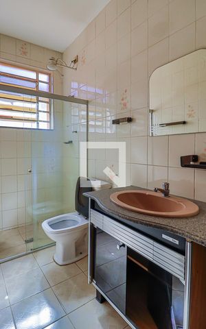 Casa à venda com 400m², 4 quartos e 6 vagasBanheiro do Corredor