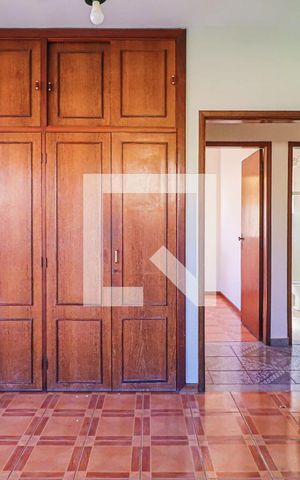 Casa à venda com 400m², 4 quartos e 6 vagasQuarto 1 Suíte