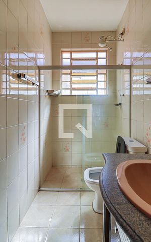 Casa à venda com 400m², 4 quartos e 6 vagasBanheiro do Corredor