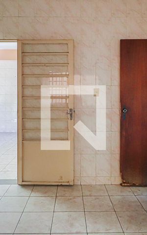 Casa à venda com 400m², 4 quartos e 6 vagasCozinha