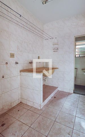 Casa à venda com 400m², 4 quartos e 6 vagasÁrea de Serviço