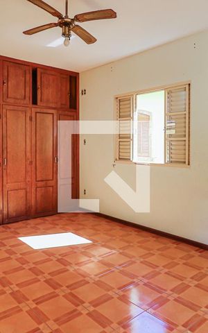 Casa à venda com 400m², 4 quartos e 6 vagasQuarto 4