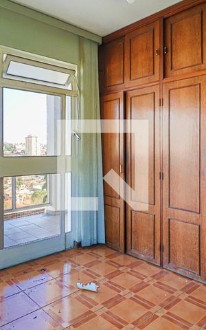 Casa à venda com 400m², 4 quartos e 6 vagasQuarto 1 Suíte