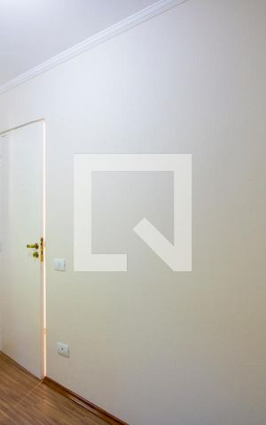 Casa à venda com 312m², 5 quartos e 3 vagas Casa à venda com 312m², 5 quartos e 3 vagasCasa 2 - Closet do quarto 2