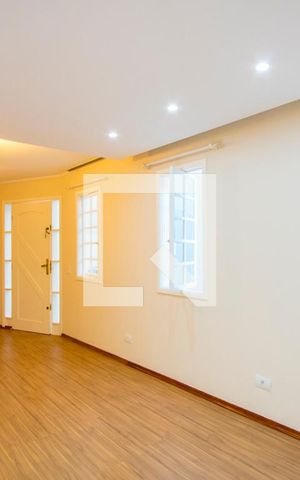 Casa à venda com 312m², 5 quartos e 3 vagas Casa à venda com 312m², 5 quartos e 3 vagasCasa 2 - Sala