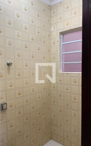 Casa para alugar com 120m², 3 quartos e 2 vagas Casa para alugar com 120m², 3 quartos e 2 vagasBanheiro Suíte