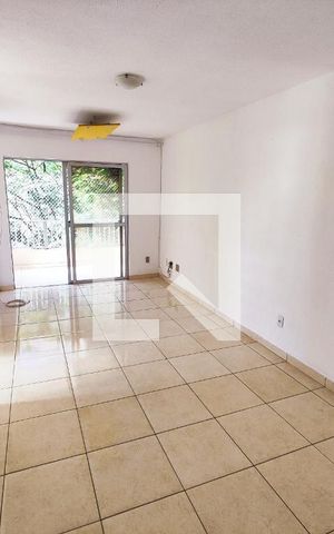 Apartamento para alugar com 70m², 2 quartos e 1 vagaSala