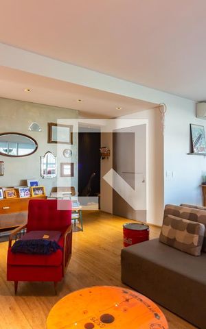Apartamento à venda com 187m², 3 quartos e 3 vagas Apartamento à venda com 187m², 3 quartos e 3 vagasSala