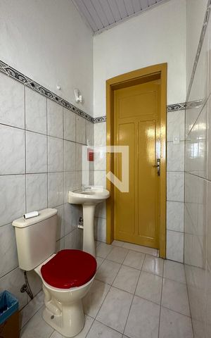 Casa à venda com 75m², 2 quartos e sem vagaBanheiro