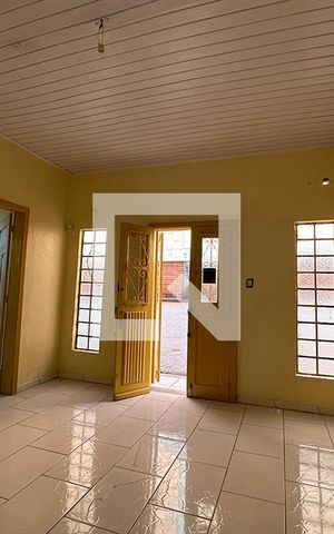 Casa à venda com 75m², 2 quartos e sem vagaSala
