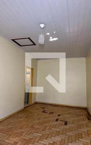 Casa à venda com 50m², 1 quarto e sem vagaQuarto