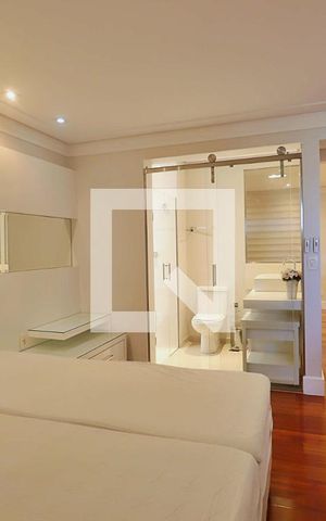 Apartamento para alugar com 170m², 2 quartos e 3 vagasSuíte 1