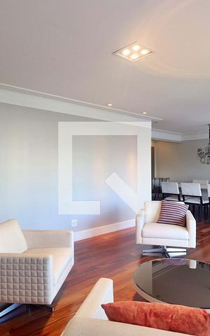 Apartamento para alugar com 170m², 2 quartos e 3 vagasSala