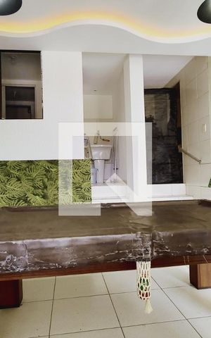 Casa de condomínio para alugar com 320m², 4 quartos e 1 vaga Casa de condomínio para alugar com 320m², 4 quartos e 1 vagaSalão de jogos