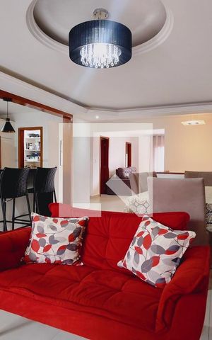Casa de condomínio para alugar com 320m², 4 quartos e 1 vaga Casa de condomínio para alugar com 320m², 4 quartos e 1 vagaSala