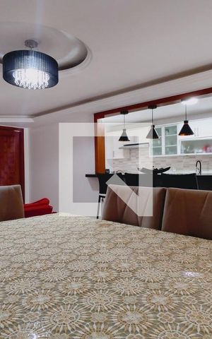 Casa de condomínio para alugar com 320m², 4 quartos e 1 vaga Casa de condomínio para alugar com 320m², 4 quartos e 1 vagaSala