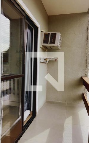 Casa de condomínio para alugar com 320m², 4 quartos e 1 vaga Casa de condomínio para alugar com 320m², 4 quartos e 1 vagaVaranda