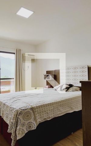 Casa de condomínio para alugar com 320m², 4 quartos e 1 vaga Casa de condomínio para alugar com 320m², 4 quartos e 1 vagaSala