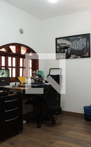 Casa de condomínio para alugar com 320m², 4 quartos e 1 vagaQuarto 3