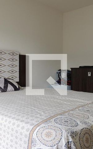 Casa de condomínio para alugar com 320m², 4 quartos e 1 vagaQuarto 5