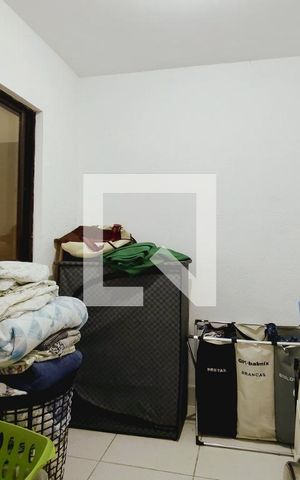 Casa de condomínio para alugar com 320m², 4 quartos e 1 vaga Casa de condomínio para alugar com 320m², 4 quartos e 1 vagaLavanderia