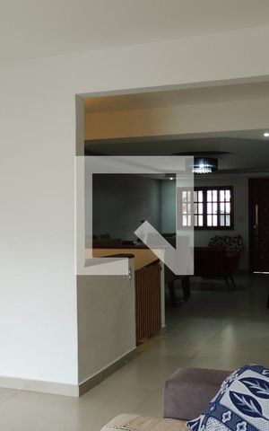 Casa de condomínio para alugar com 320m², 4 quartos e 1 vagaSala 2