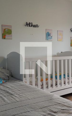 Casa de condomínio para alugar com 320m², 4 quartos e 1 vagaQuarto 4