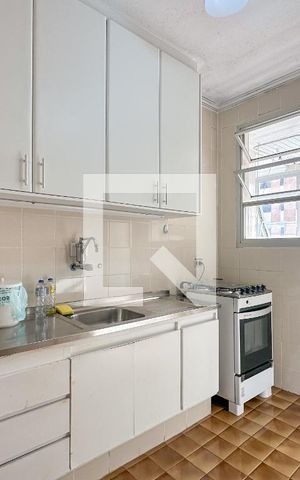 Apartamento para alugar com 100m², 3 quartos e 1 vaga Apartamento para alugar com 100m², 3 quartos e 1 vagaCozinha