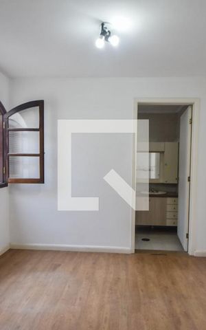 Casa para alugar com 180m², 3 quartos e 2 vagasSuíte 01