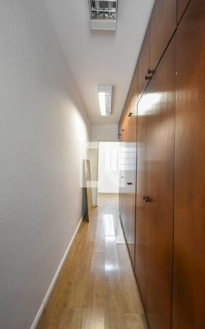 Casa para alugar com 180m², 3 quartos e 2 vagasCloset