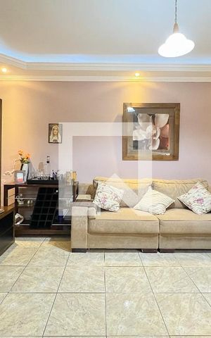 Casa à venda com 209m², 3 quartos e 5 vagasSala 2