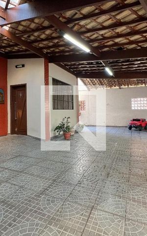 Casa à venda com 209m², 3 quartos e 5 vagasGaragem