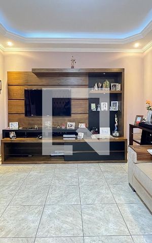 Casa à venda com 209m², 3 quartos e 5 vagasSala 2