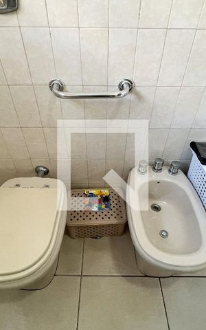 Casa à venda com 209m², 3 quartos e 5 vagasBanheiro do Quarto 3
