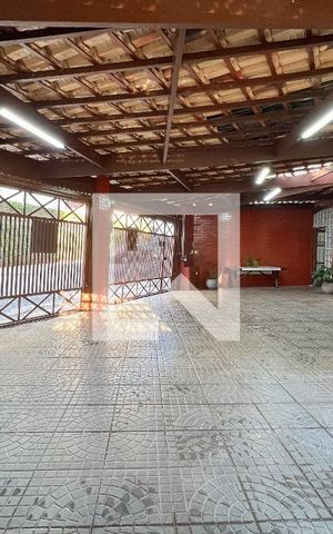 Casa à venda com 209m², 3 quartos e 5 vagasGaragem