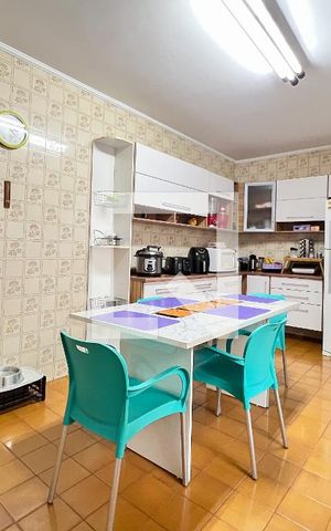 Casa à venda com 209m², 3 quartos e 5 vagasCozinha