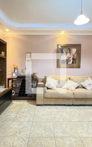 Casa à venda com 209m², 3 quartos e 5 vagasSala 2