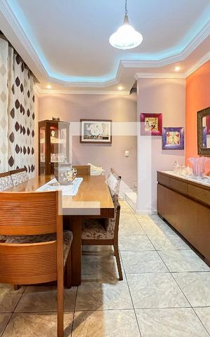 Casa à venda com 209m², 3 quartos e 5 vagasSala 1