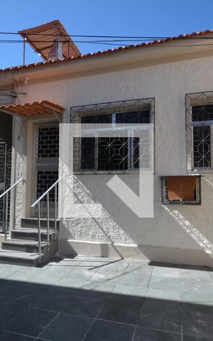 Casa para alugar com 85m², 2 quartos e 1 vagaFachada