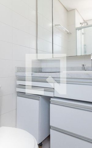 Apartamento à venda com 69m², 2 quartos e 1 vaga Apartamento à venda com 69m², 2 quartos e 1 vagaSuíte 2 - banheiro