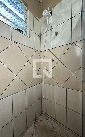 Casa à venda com 110m², 2 quartos e 1 vagaBanheiro